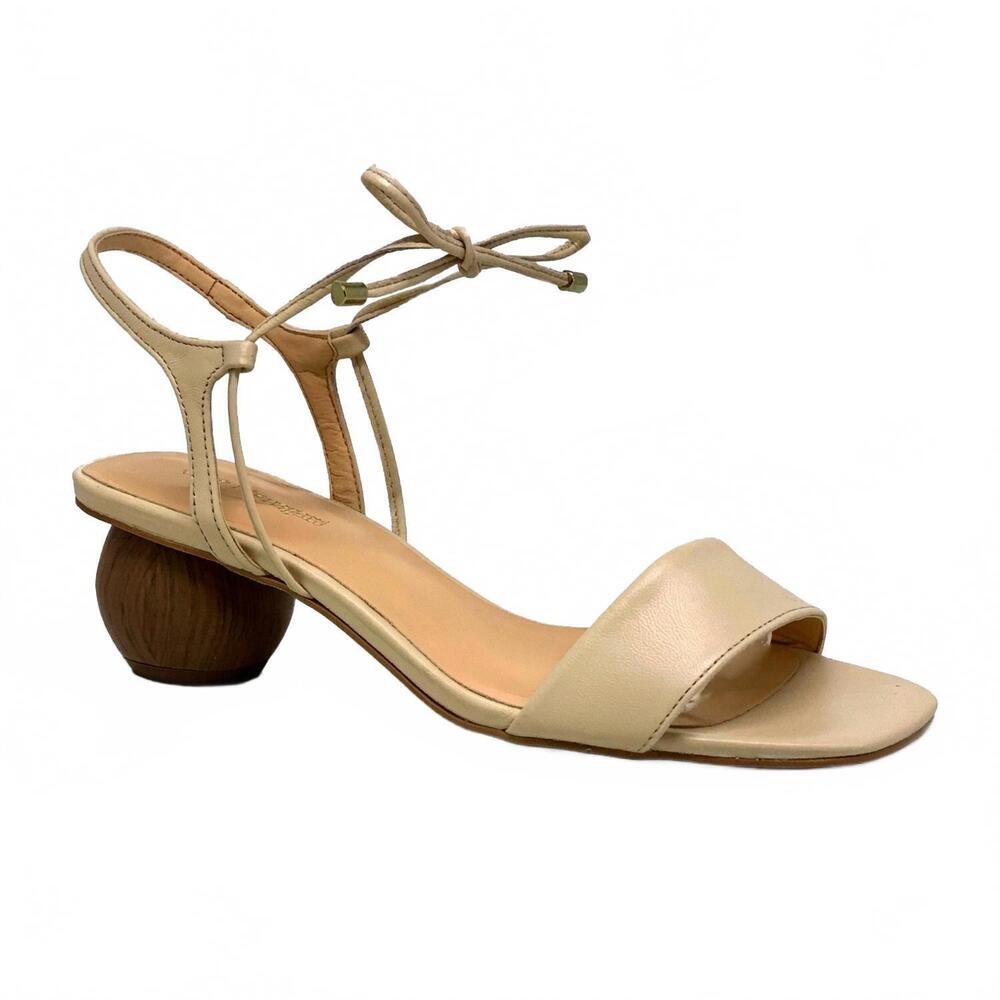 NEW BRUNO MENEGATTI women's annette leather sandal in cream
